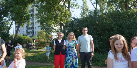 Powiększ grafikę: wybudujmy-razem-stadion-637069.jpg