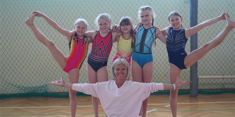 Powiększ grafikę: zaczynamy-miniolimpiade-dzieci-dzieciom-446930.jpg