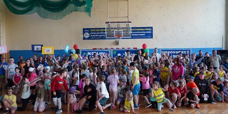 Powiększ grafikę: zaczynamy-miniolimpiade-dzieci-dzieciom-446952.jpg