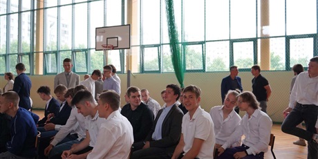 Powiększ grafikę: zakonczenie-roku-szkolnego-454834.jpg
