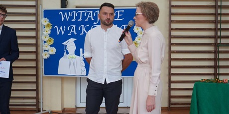 Powiększ grafikę: zakonczenie-roku-szkolnego-454888.jpg