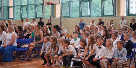Powiększ grafikę: zakonczenie-roku-szkolnego-454929.jpg