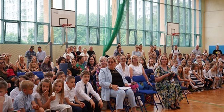 Powiększ grafikę: zakonczenie-roku-szkolnego-454933.jpg