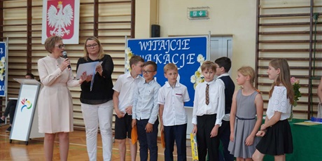 Powiększ grafikę: zakonczenie-roku-szkolnego-454946.jpg