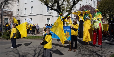 Powiększ grafikę: zolta-moc-nadziei-w-zssims-689712.jpg