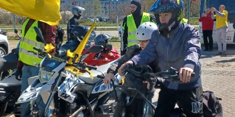 Powiększ grafikę: zolta-moc-nadziei-w-zssims-689734.jpg