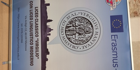 Powiększ grafikę: Piąte spotkanie: Włochy